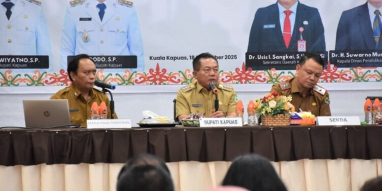 Rakor Pendidikan, Bupati Kapuas Tekankan Evaluasi Menyeluruh dan Pemerataan Guru 