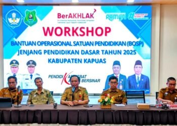 Kadisdik Kapuas Tegaskan Pengelolaan Dana BOSP Harus Akuntabel