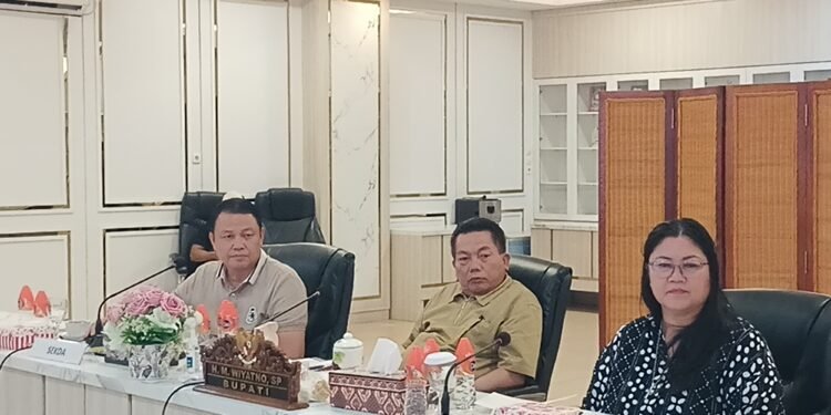 Bupati Wiyatno Target Laba Rp5 Miliar, PDAM Kapuas Digenjot Lebih Efisien