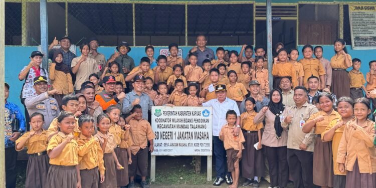 Wiyatno Respons Cepat Kebakaran Masaha, Bantuan Disalurkan, Jalan–Jembatan Disorot