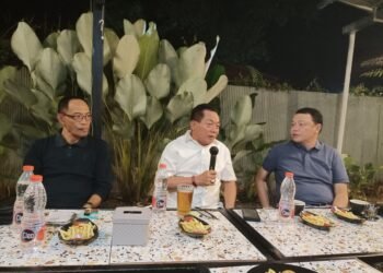 Coffee Night Bersama Media, Bupati Kapuas Sampaikan Program Kampung Nelayan Merah Putih